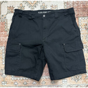 Duluth Trading Shorts Mens 40 Black Flex Fire Hose Cargo Relaxed Fit Rugged